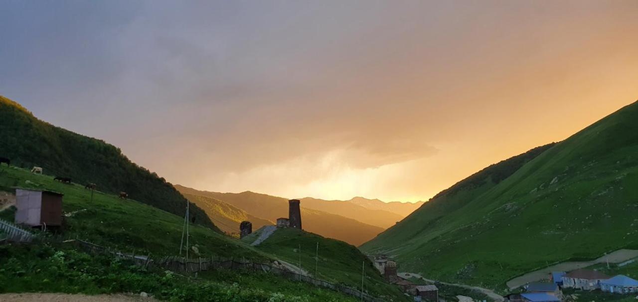 Guesthouse Svanuri Sakhli Ushguli Exterior foto